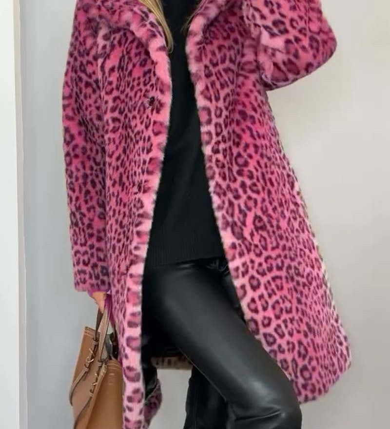 Clara - Manteau Léopard Élégant