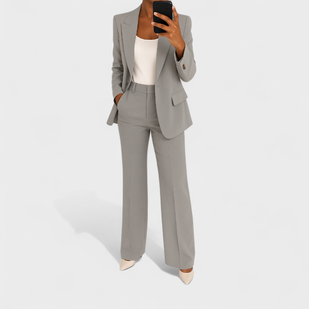 Delphine - Costume Élégant Chic