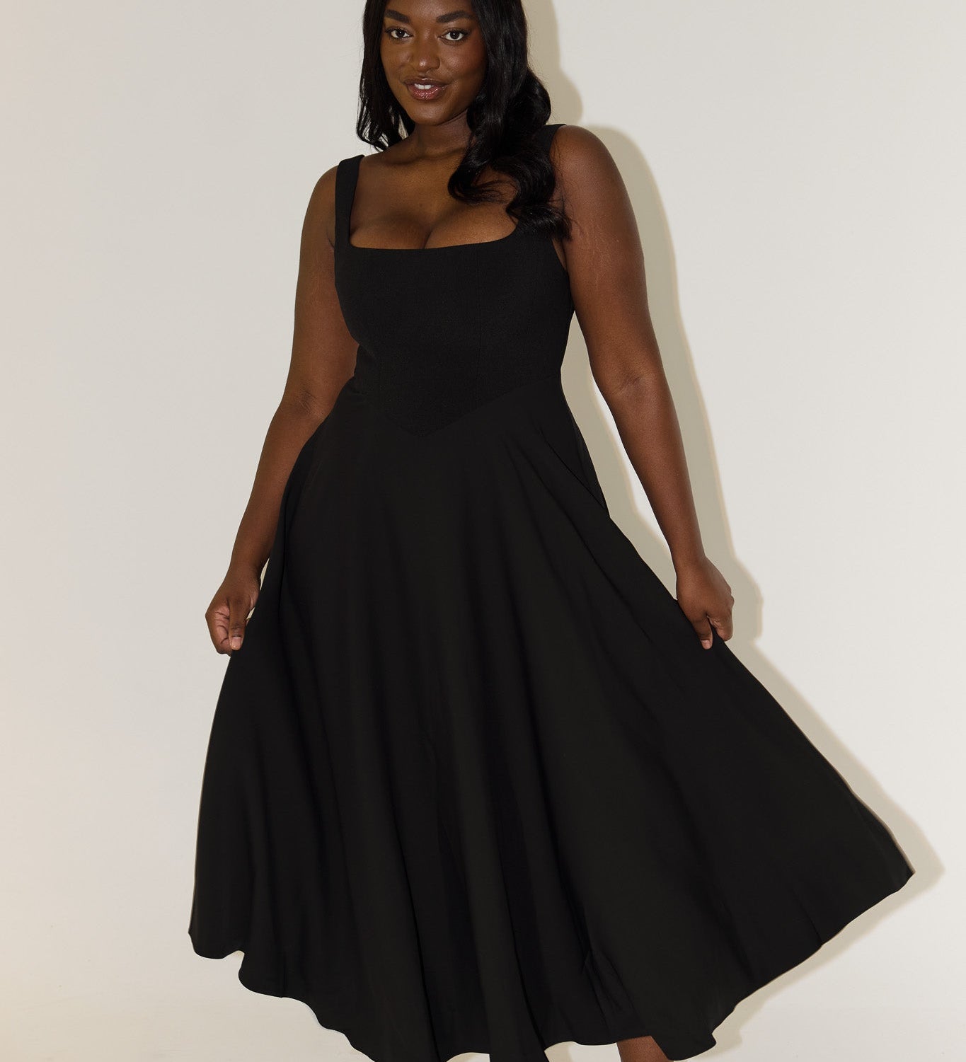 Justine - Robe Midi Élégante
